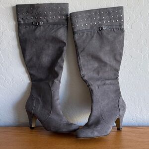 Bella Vita Gray Studded Heeled Boots